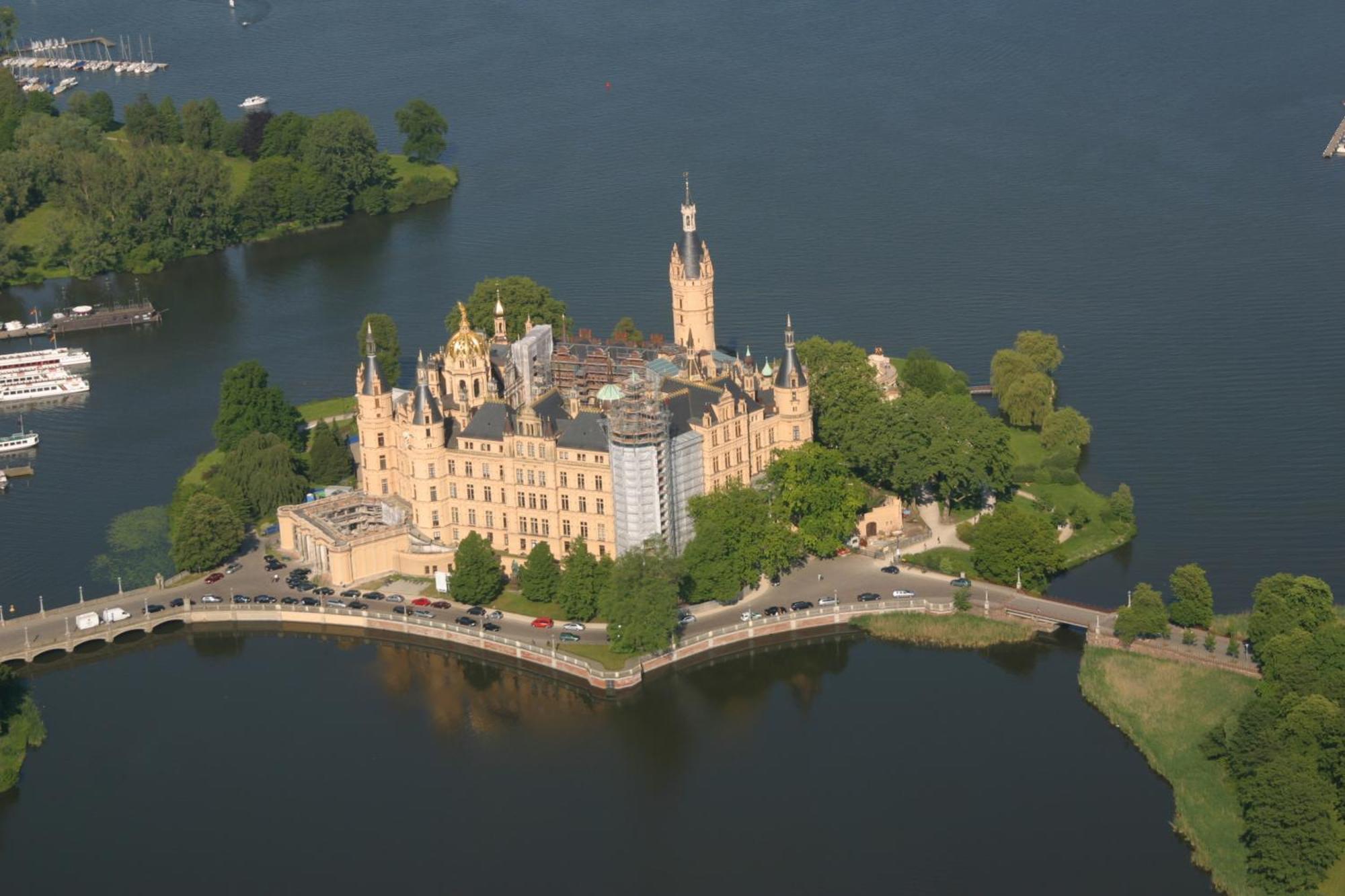 Hotel Niederlaendischer Hof Schwerin  Bagian luar foto