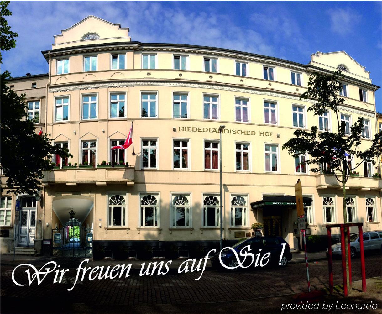 Hotel Niederlaendischer Hof Schwerin  Bagian luar foto